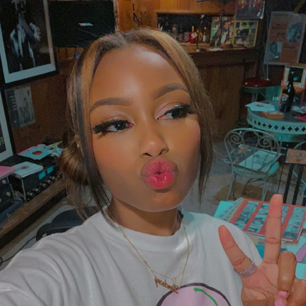 Meet your Posher, Lindsay